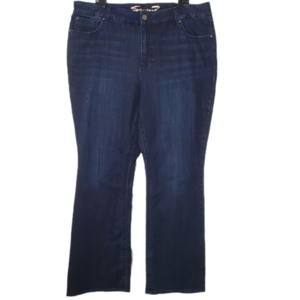 Seated Dark Blue Women's Jeans